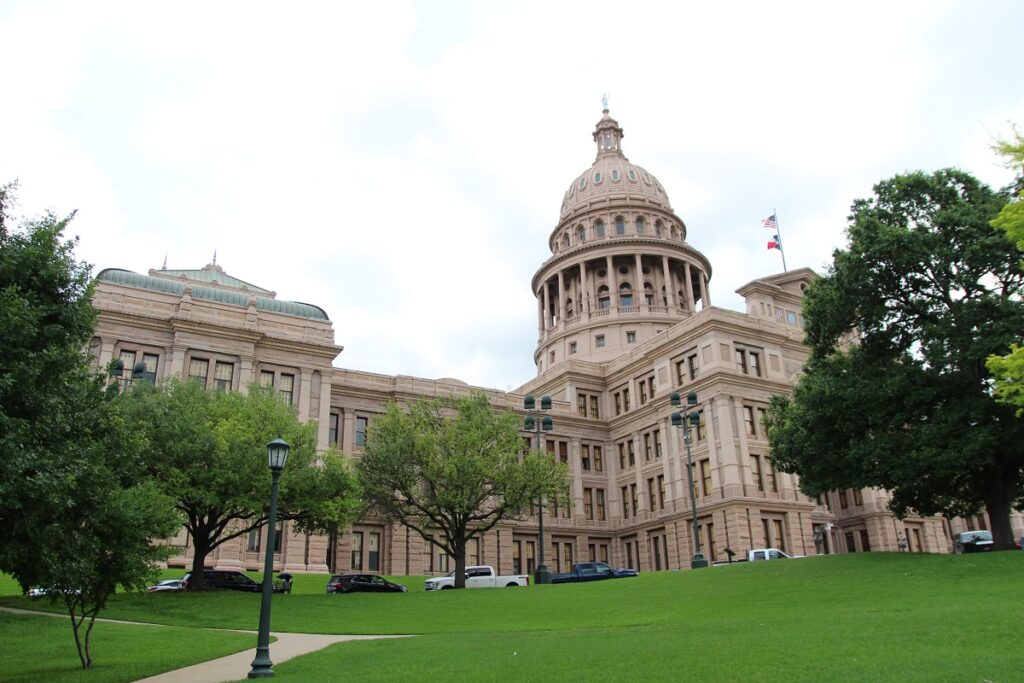 Austin-Photo-Spot-The-Texas-State-Capitol